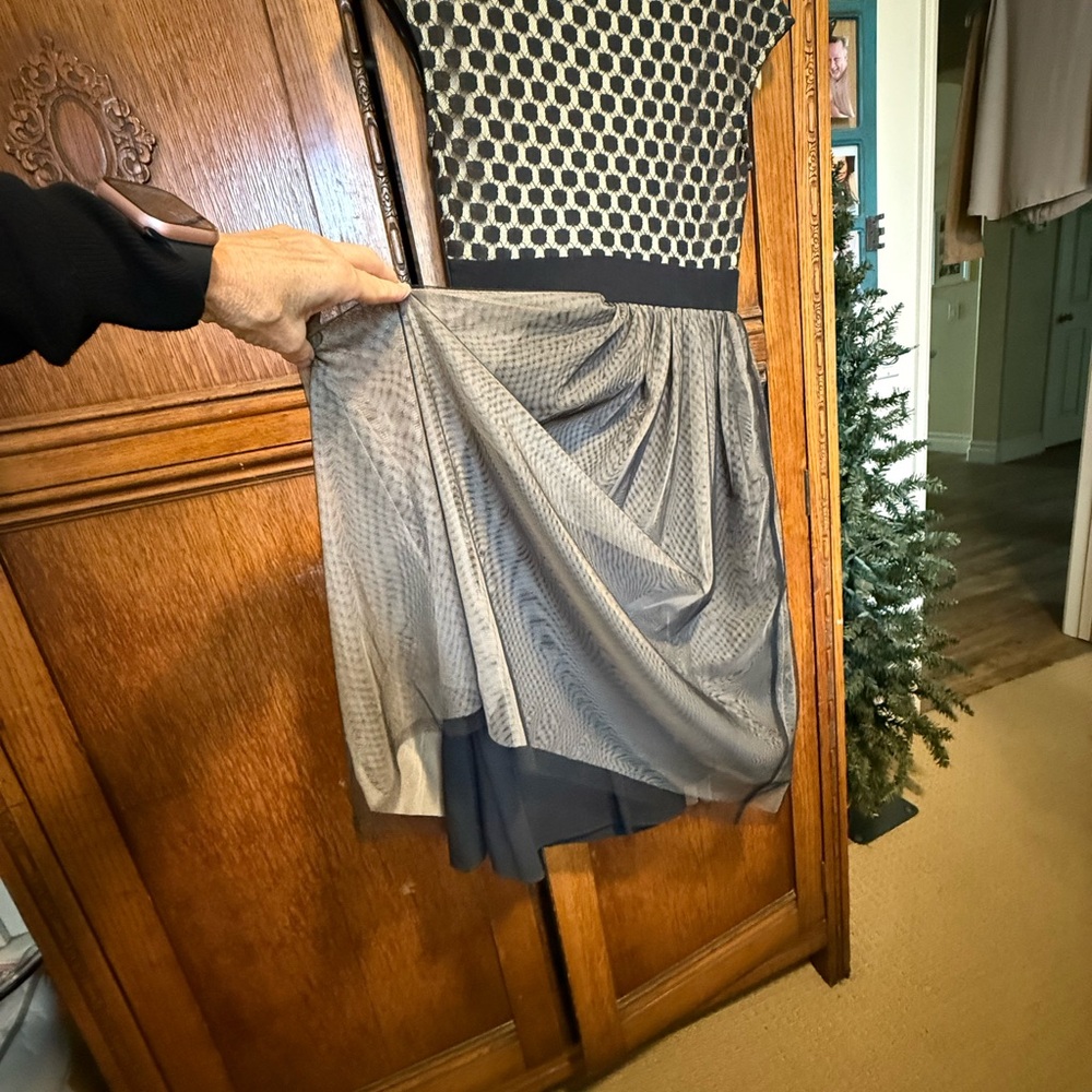 Weston Wear Black and Gray Midi Dress - Picture 9 of 16